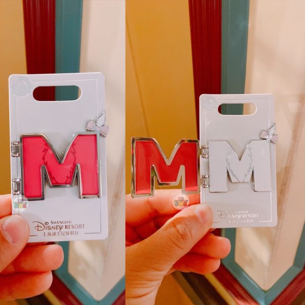 SHDL - Disney Character English Alphabet ‘M’ Marie Pin Fashion