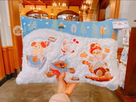 SHDL - Winnie the Pooh & Friends Winter 2024 x Winnie the Pooh & Friends Cushion Discount