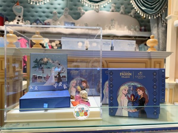 HKDL - World of Frozen Anna & Elsa Godiva Chocolate Greeting Box 8 pcs Online