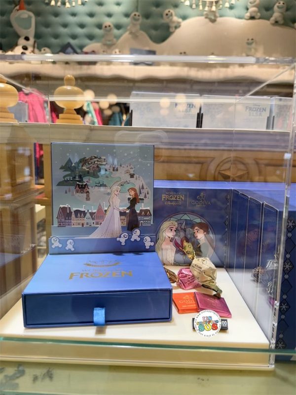 HKDL - World of Frozen Anna & Elsa Godiva Chocolate Greeting Box 8 pcs Online