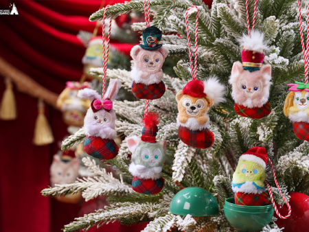 HKDL - 2024 Christmas Duffy and Friends x Duffy and Friends Mystery Nutcracker-Themed Mini Plush Ornament For Sale