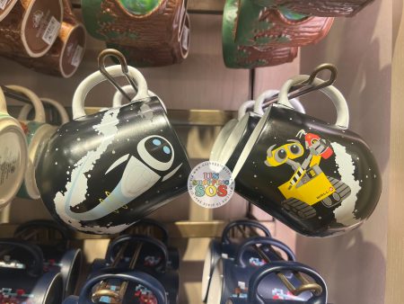 DLR WDW - Wall-E - Wall-E & Eve in Space Black Mug Hot on Sale